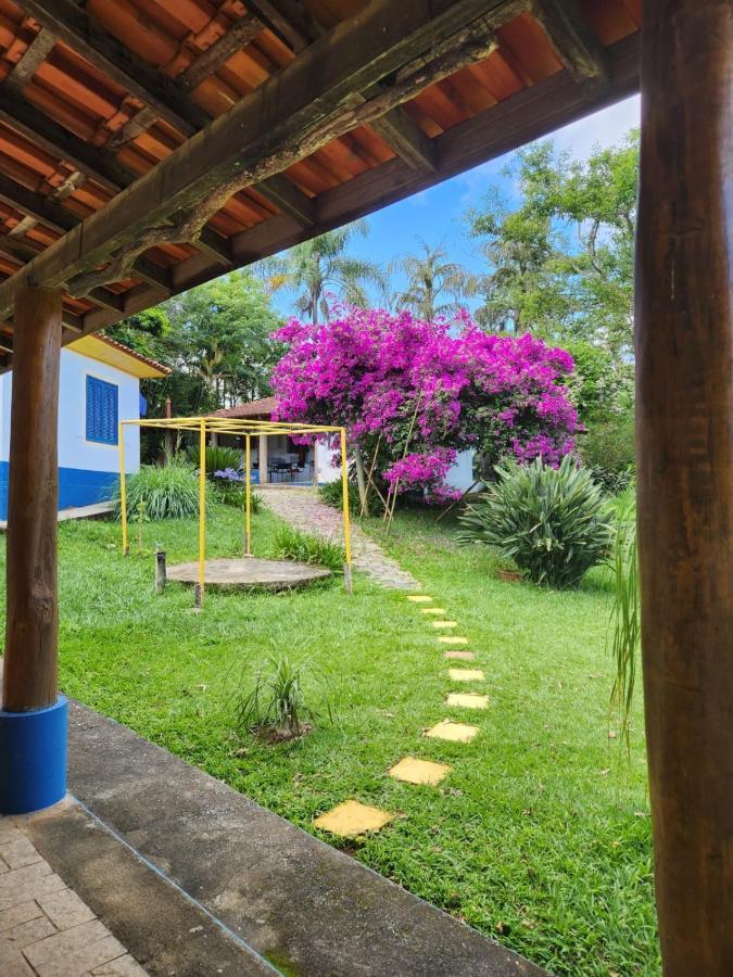 Flores De Lodge Cunha