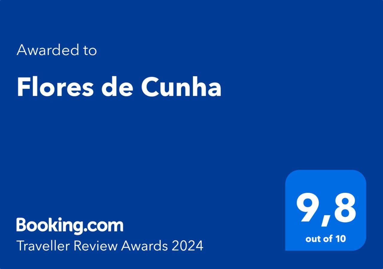 Flores De * Cunha